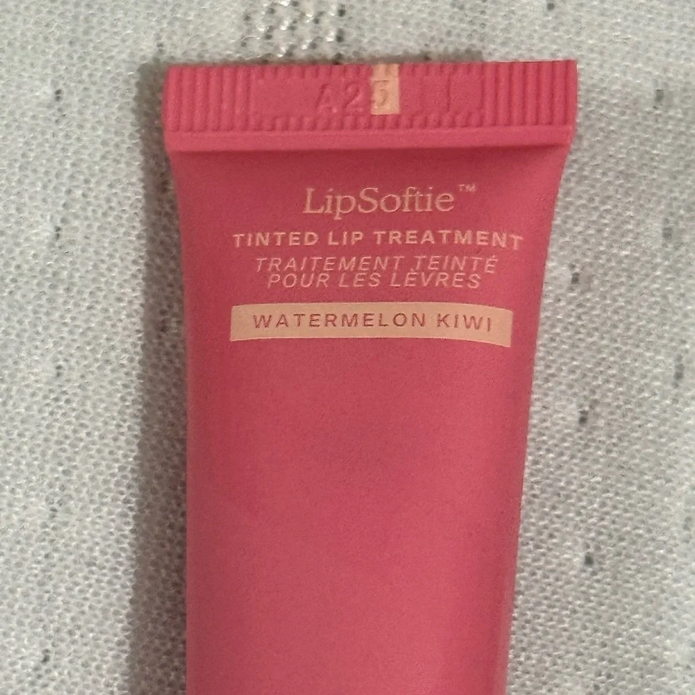 LipSoftie Tower 28 Tinted Lip Treatment in Watermelon Kiwi NWT - Picture 5 of 7